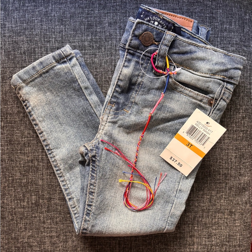Lucky Brand Light Wash Skinny Jeans with Multicolor Thread Accents